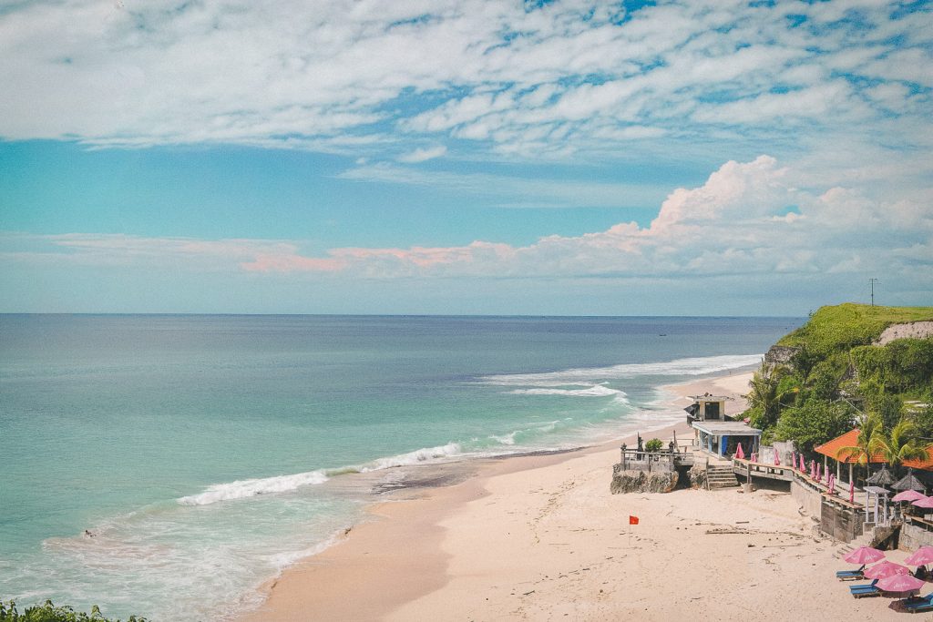 A beautiful scenic beach in Dreamland Beach in Uluwatu